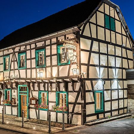 Land-Hotel Zum Schwan, Garni Weilerswist-Metternich, 3 E-Ladestationen, Naehe Phantasialand, Palmenparadies Euskirchen Екстер'єр фото