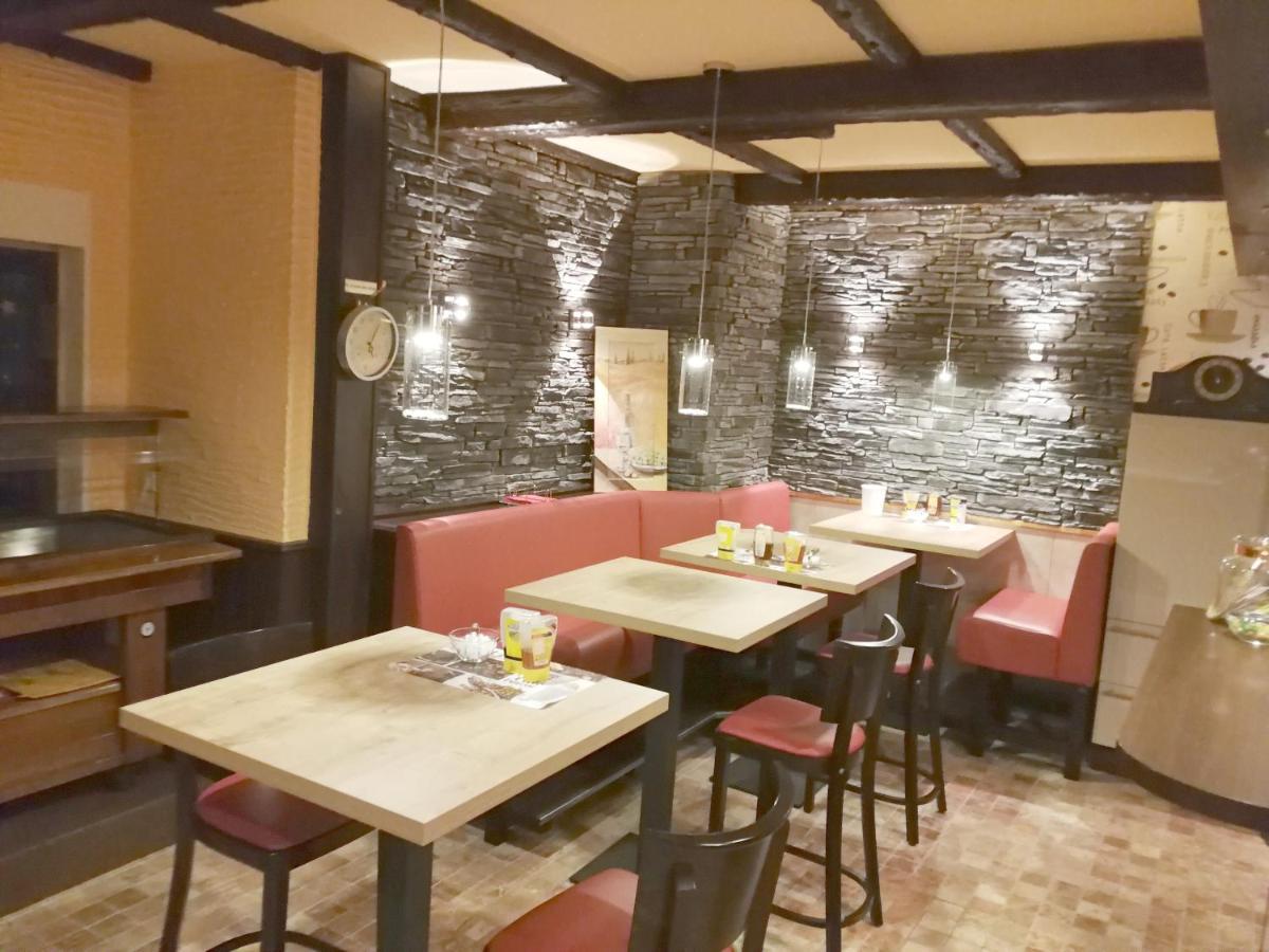 Land-Hotel Zum Schwan, Garni Weilerswist-Metternich, 3 E-Ladestationen, Naehe Phantasialand, Palmenparadies Euskirchen Екстер'єр фото