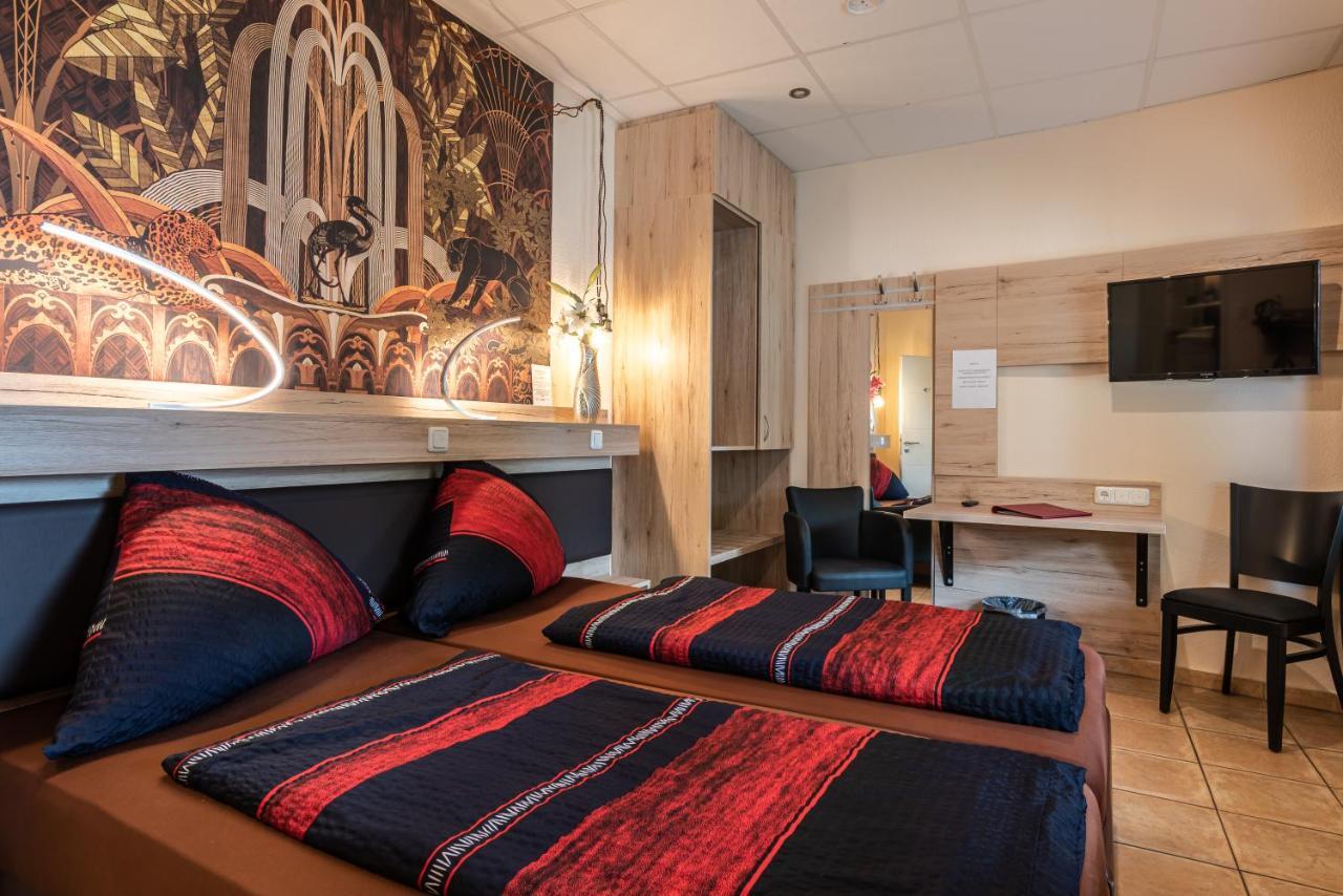 Land-Hotel Zum Schwan, Garni Weilerswist-Metternich, 3 E-Ladestationen, Naehe Phantasialand, Palmenparadies Euskirchen Екстер'єр фото